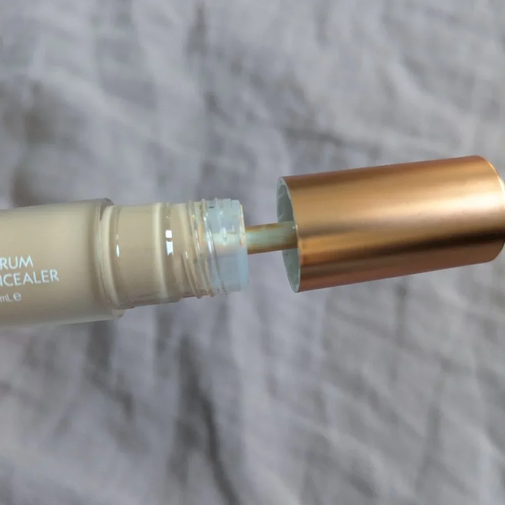 🌸 YENSA Beauty Super Serum Silk Concealer in Tan 1 / Tan Neutral NIB